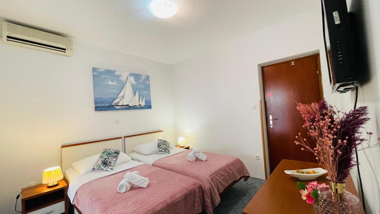 Apartmens And Rooms Madunic V Split Exterior foto